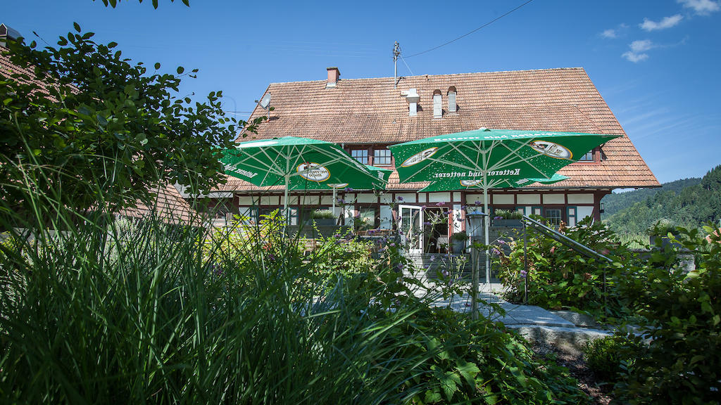 Gasthaus Zum Hirsch Гутах Экстерьер фото